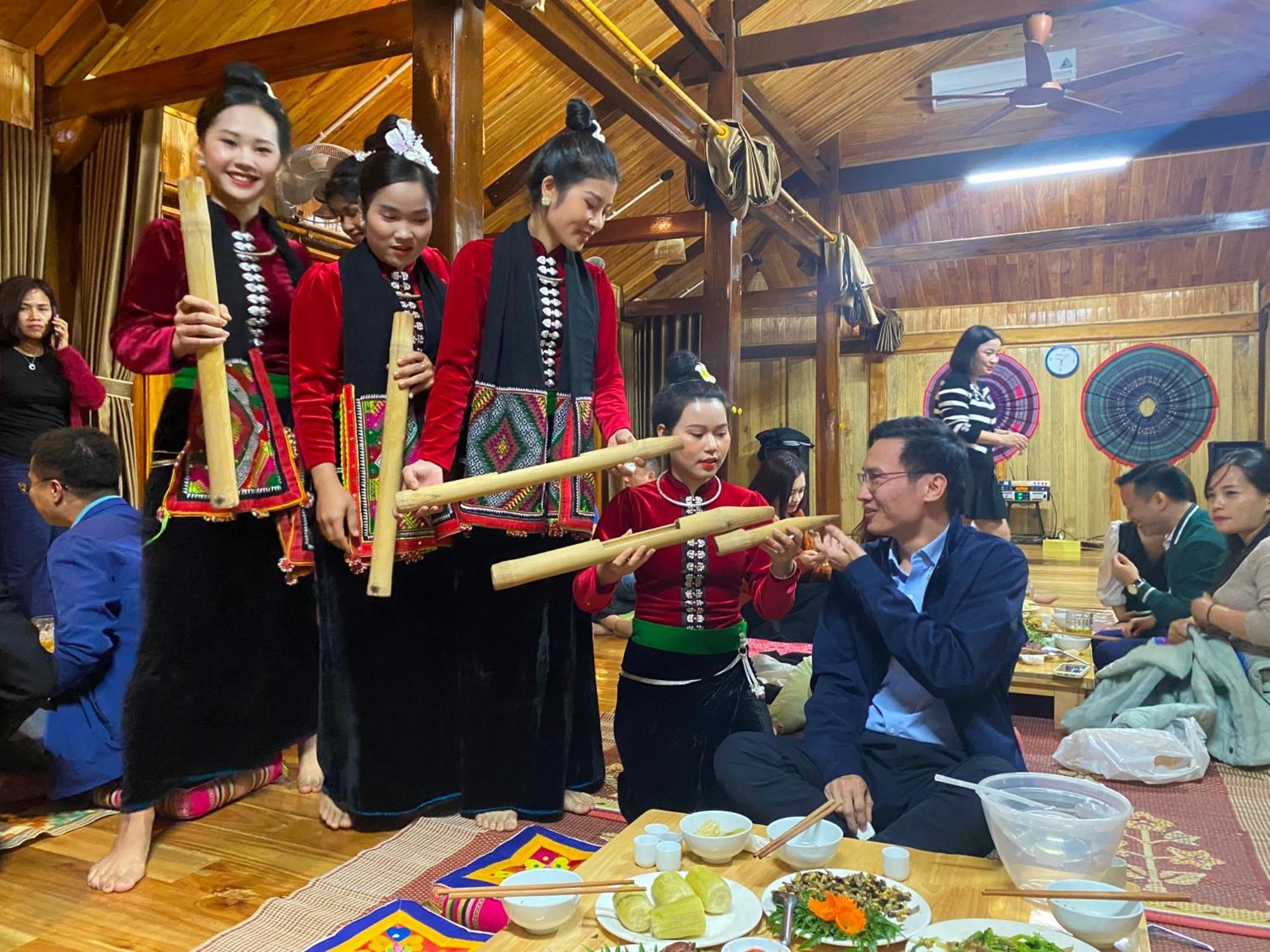 Nam Thia Homestay Yen Bai Eksteriør billede
